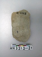 藏品(中型舌刃打製石斧)的圖片
